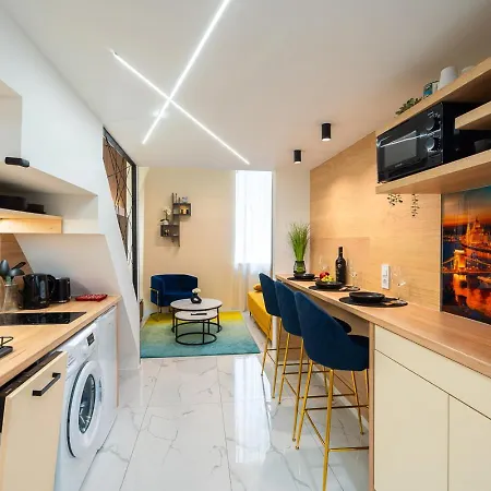 Apartament Luxurious Center By New York Cafe Budapesta