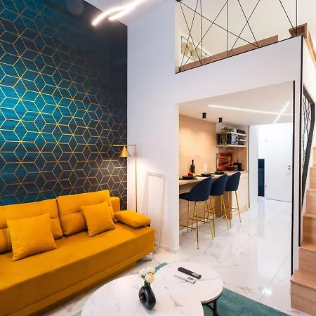 Luxurious Center By New York Cafe Apartman Budapest